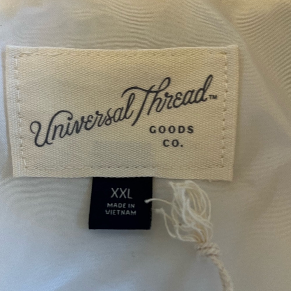 NWT faux fur jacket by Universal Thread. - Picture 3 of 5